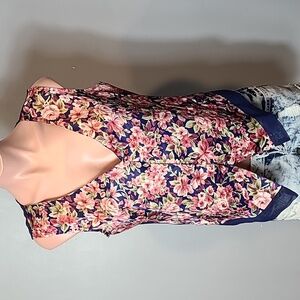 Vintage Floral‎ Satin Vest Size Medium Honors 90s Silky Cottage Girl Sheer Back